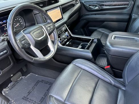 Used 2021 GMC Yukon Denali image 11
