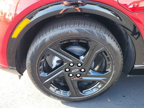 New 2026 Chevrolet Equinox EV RS image 4