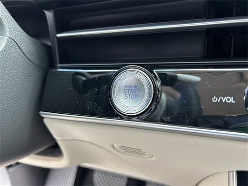 Used 2026 Genesis GV70 2.5T image 29