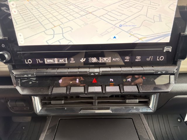 New 2026 GMC Hummer EV 4x4 Crew Cab image 14