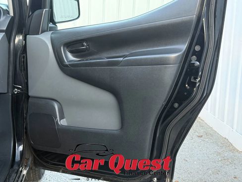 Used 2021 Nissan NV200 SV FWD image 17