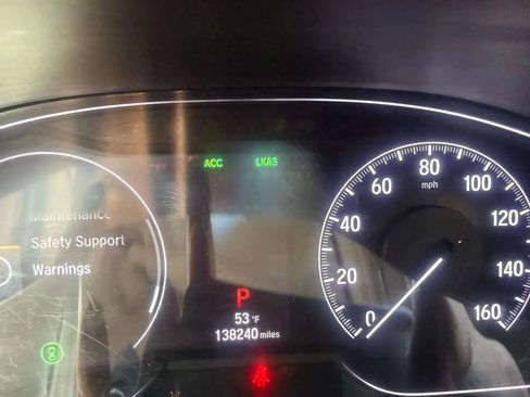 Used 2018 Honda Accord Touring image 18