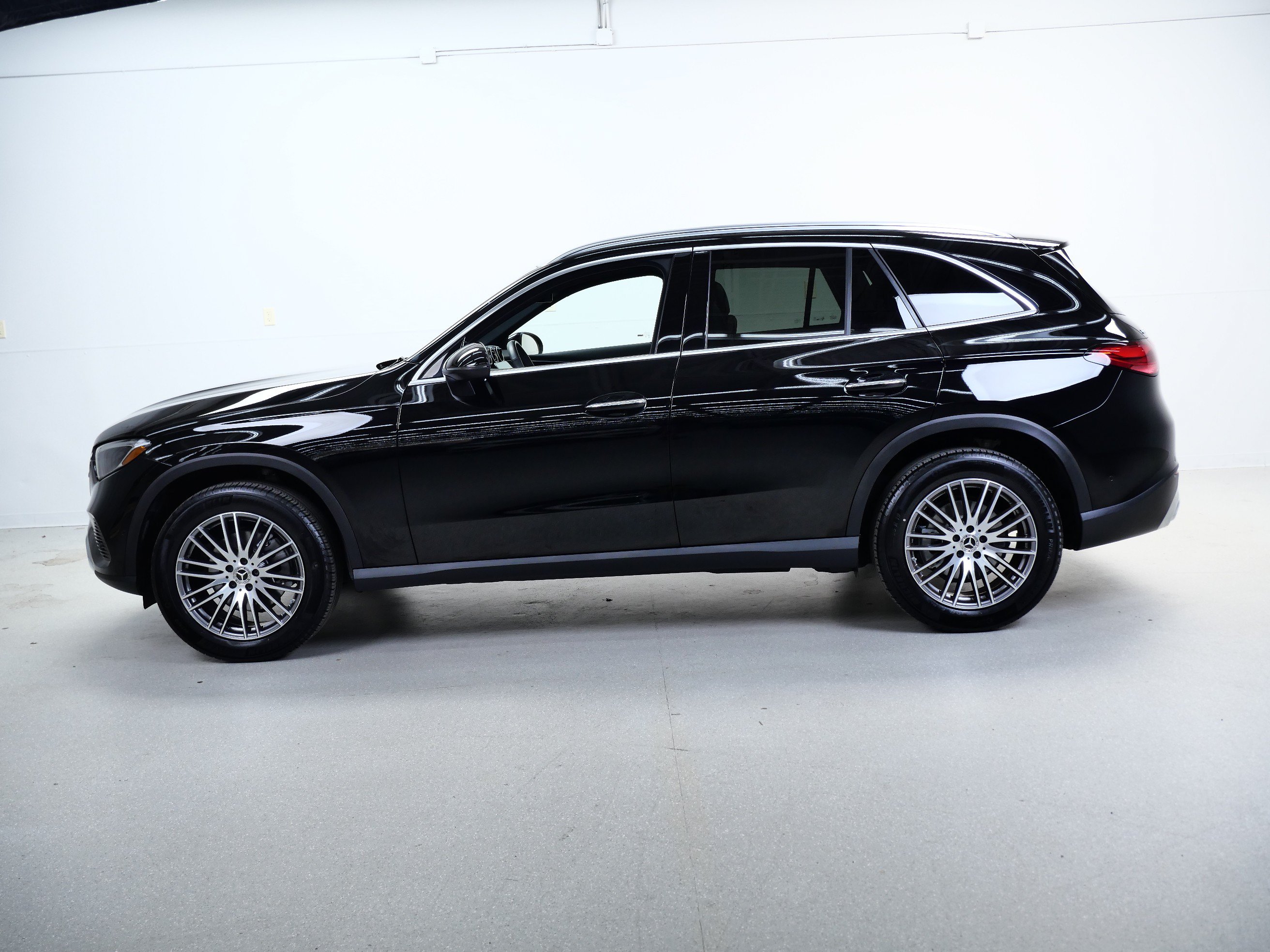 Certified 2026 Mercedes-Benz GLC 300 4MATIC image 10