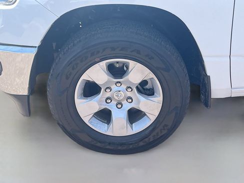 Used 2023 RAM 1500 Big Horn AWD/4WD image 29