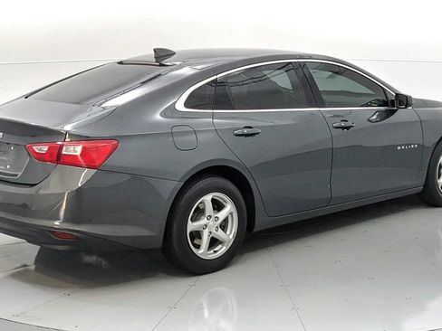 Used 2017 Chevrolet Malibu LS FWD image 7