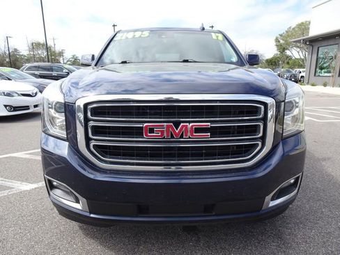 Used 2017 GMC Yukon XL SLT w/ Open Road Package image 9