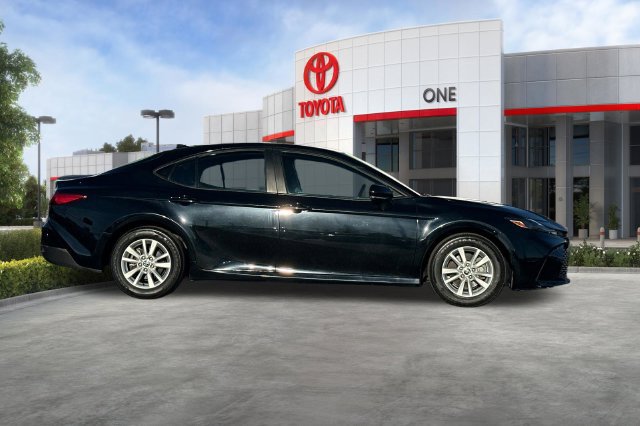 Certified 2025 Toyota Camry LE FWD image 3