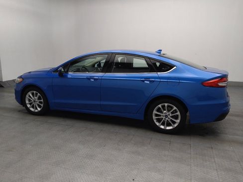 Used 2019 Ford Fusion SE FWD image 3