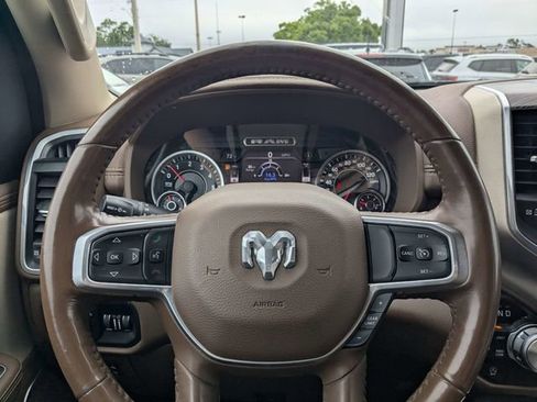 Used 2020 RAM 1500 Laramie AWD/4WD image 21