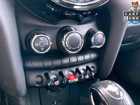 Used 2019 MINI Cooper 4-Door Hardtop image 30