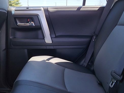 Used 2023 Toyota 4Runner SR5 Premium w/ Moonroof Package AWD/4WD image 17