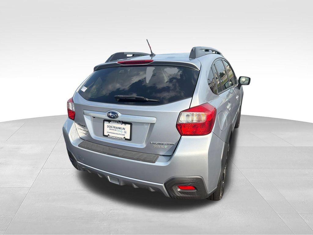 Used 2017 Subaru Crosstrek 2.0i Premium w/ Moonroof Package AWD/4WD image 19