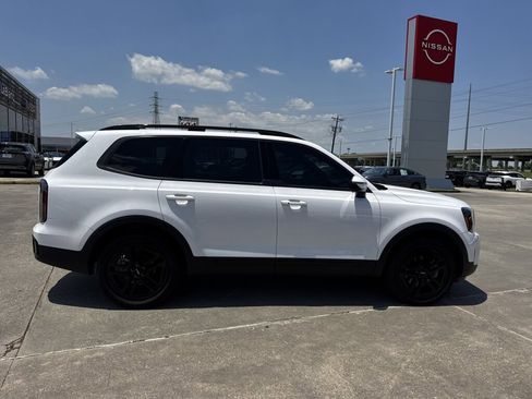 Used 2024 Kia Telluride EX X-Line AWD/4WD image 16