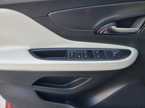 Used 2019 Buick Encore Essence w/ Safety Package II image 17