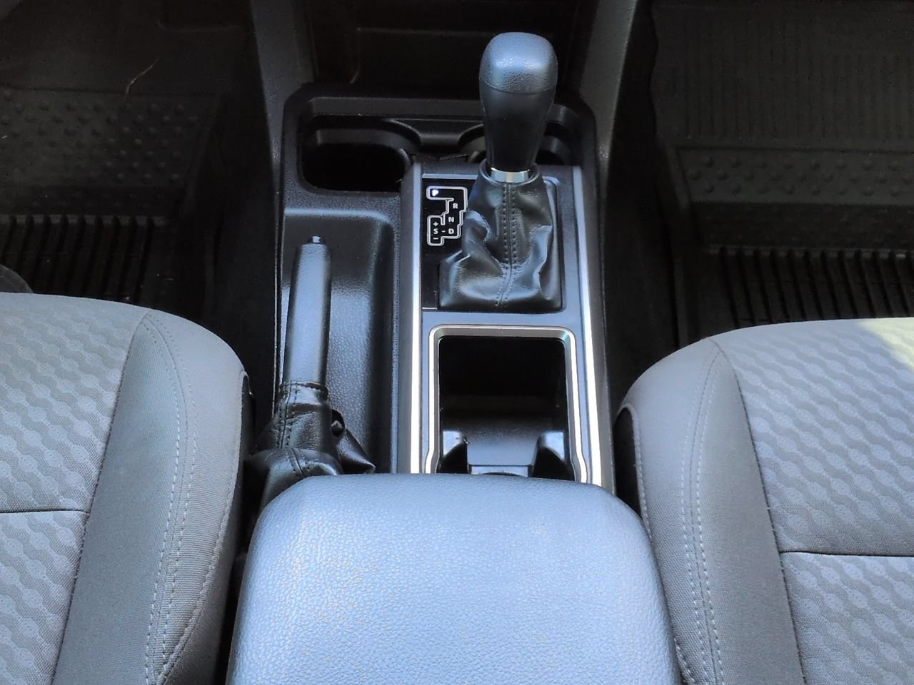 Used 2023 Toyota Tacoma SR5 AWD/4WD image 19