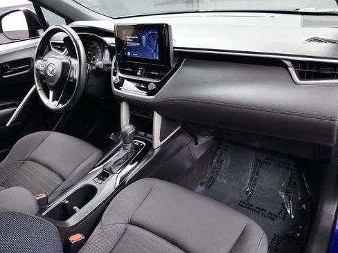Used 2024 Toyota Corolla Cross AWD Hybrid image 14
