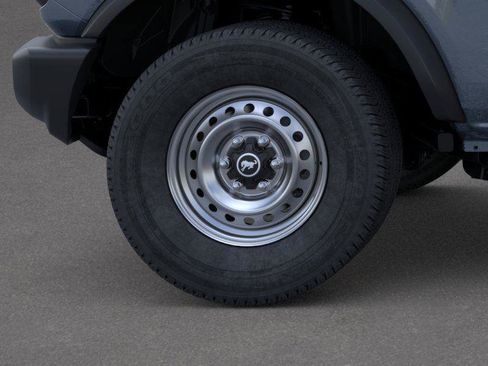 New 2025 Ford Bronco 4-Door AWD/4WD image 21