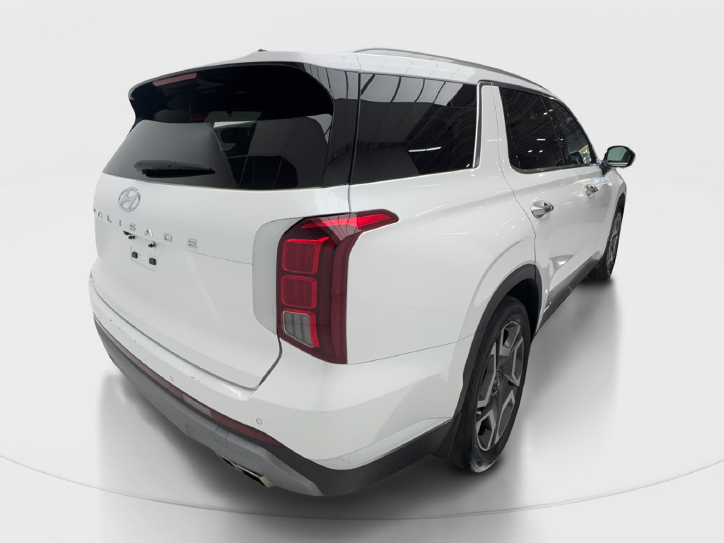 Used 2024 Hyundai Palisade Limited FWD image 8
