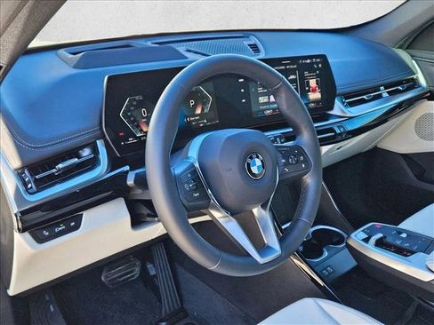 New 2026 BMW X1 xDrive28i w/ Technology Package image 3