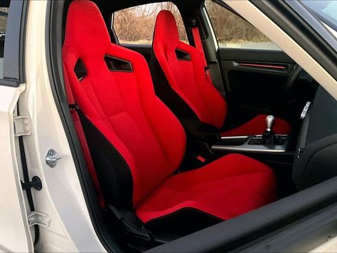 Used 2024 Honda Civic Type R image 10