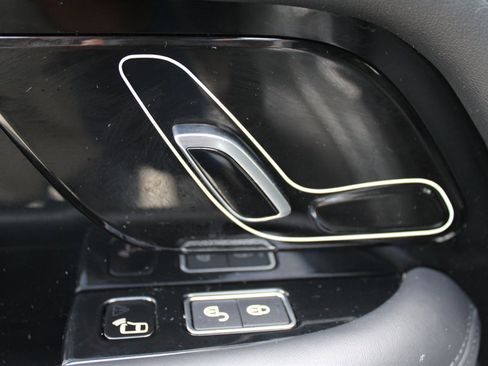 Used 2018 Land Rover Range Rover Supercharged image 27