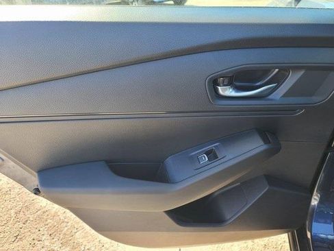 Used 2025 Honda Accord SE image 18