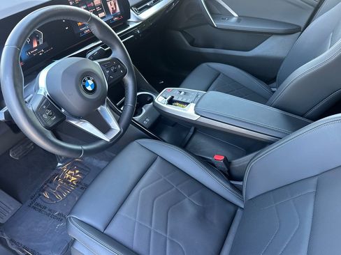 Used 2026 BMW X2 xDrive28i AWD/4WD image 11