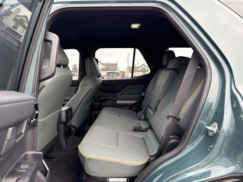 Used 2025 Toyota 4Runner Trailhunter image 12