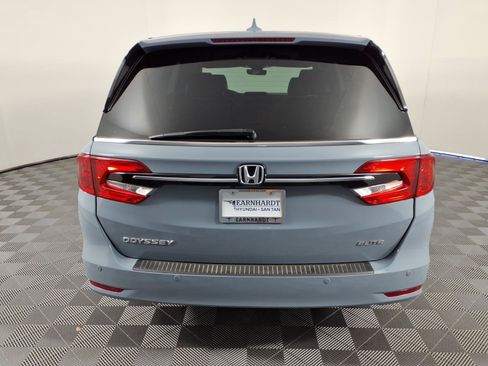 Used 2023 Honda Odyssey Elite image 4