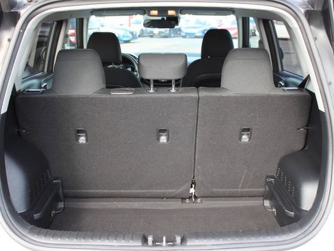 Used 2025 Kia Soul LX w/ LX Technology Package FWD image 13