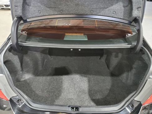 Used 2015 Toyota Camry LE image 40