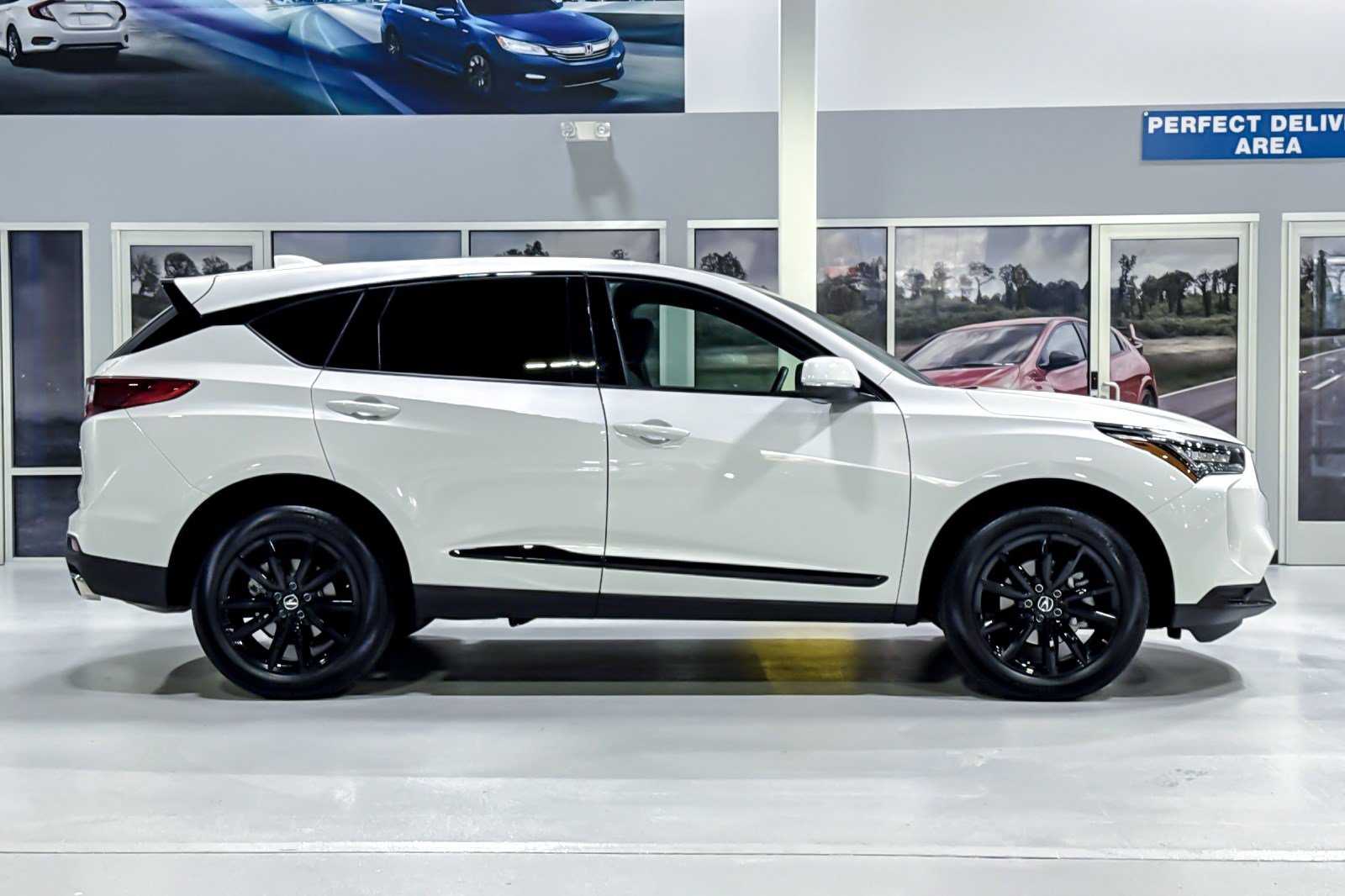 Used 2025 Acura RDX SH-AWD image 8