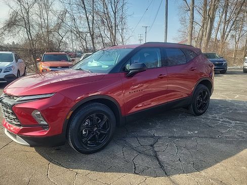 Certified 2023 Chevrolet Blazer LT w/ Convenience Package image 3