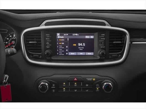 Used 2020 Kia Sorento LX image 7