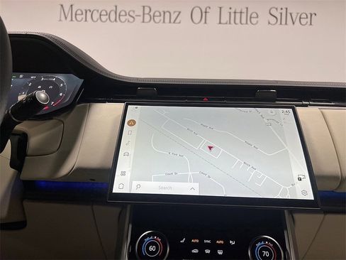 Used 2023 Land Rover Range Rover SE image 33