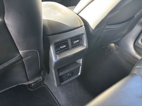 Used 2024 Ford Edge SEL image 24