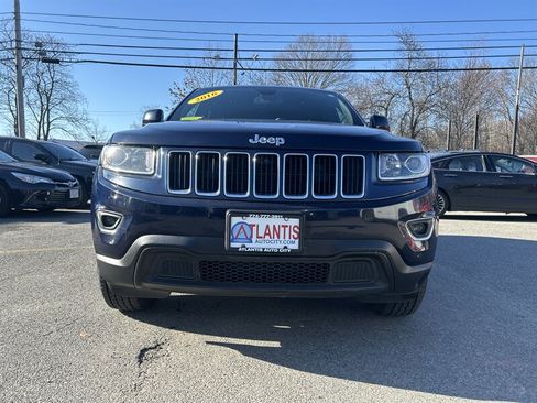 Used 2016 Jeep Grand Cherokee Laredo w/ Quick Order Package 23E AWD/4WD image 2