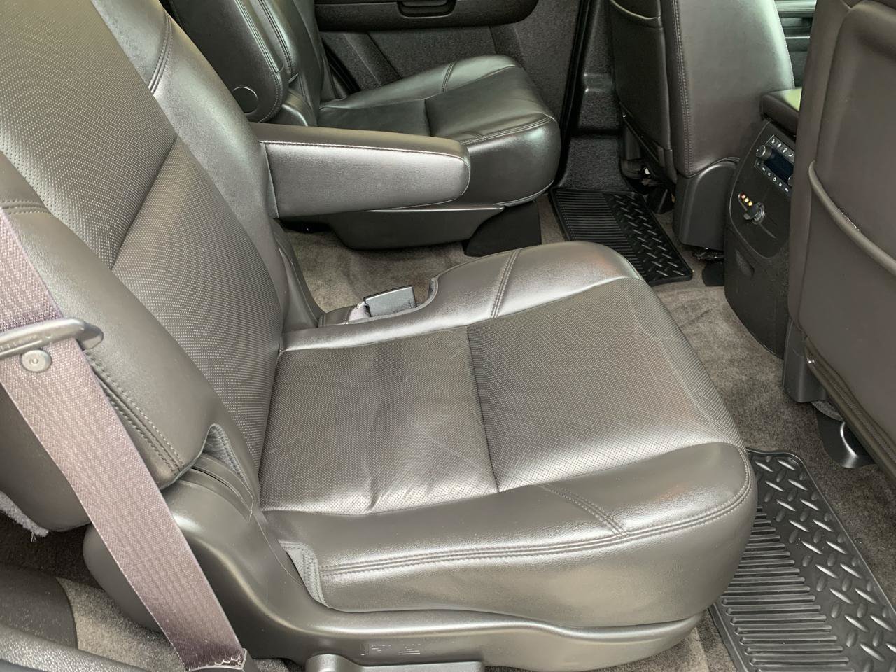 Used 2013 GMC Yukon Denali AWD/4WD image 16