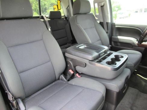 Used 2015 GMC Sierra 1500 SLE w/ SLE Value Package RWD image 10