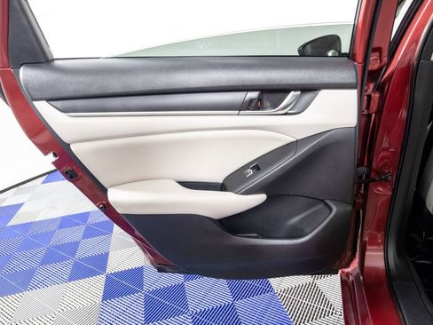 Used 2021 Honda Accord LX image 13