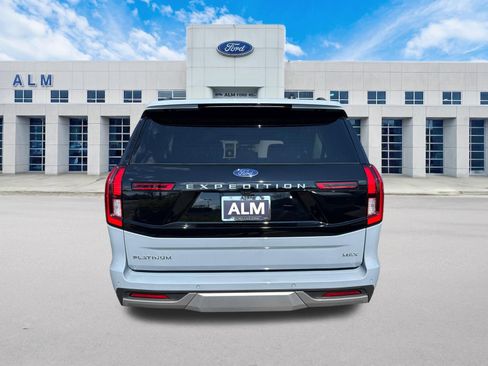New 2026 Ford Expedition Max Platinum w/ Driver's Package image 7