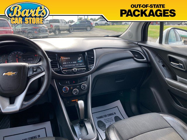 Used 2017 Chevrolet Trax LT w/ LT Convenience Package AWD/4WD image 22