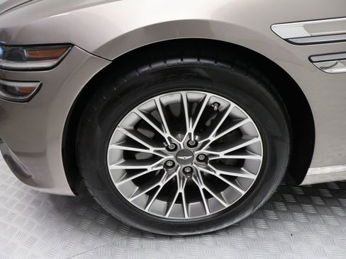 Used 2021 Genesis G80 2.5T image 4