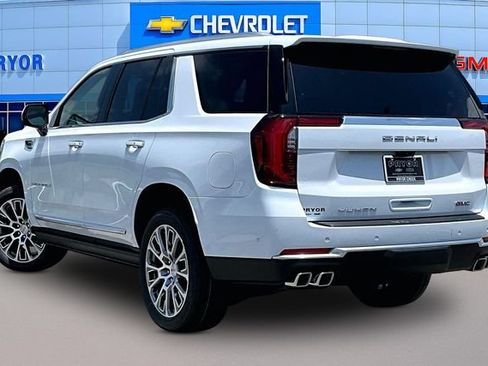 New 2026 GMC Yukon Denali w/ Denali Reserve Package AWD/4WD image 3