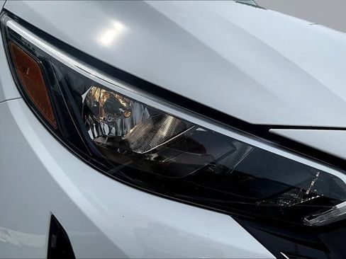 Used 2024 Nissan Sentra S FWD image 28