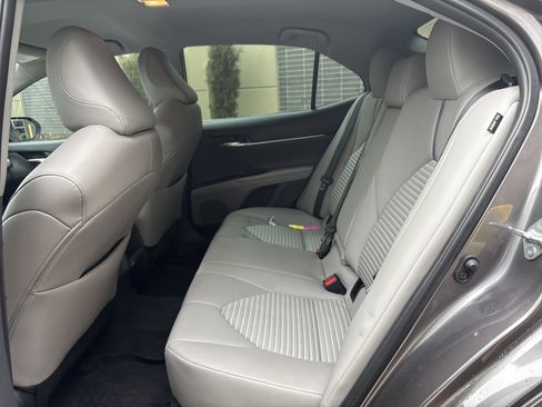 Used 2023 Toyota Camry SE image 30