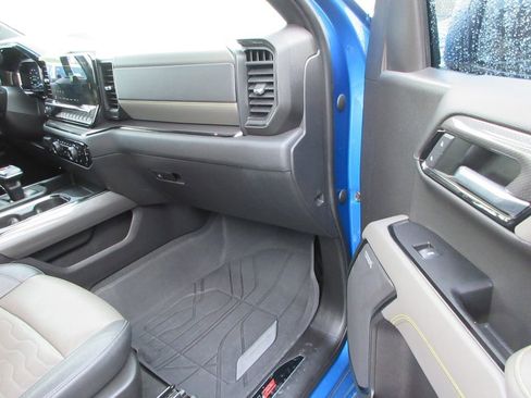 Certified 2022 Chevrolet Silverado 1500 ZR2 w/ Technology Package image 21