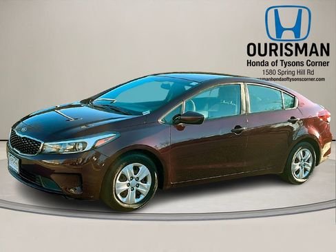 Used 2017 Kia Forte LX w/ LX Popular Package image 2