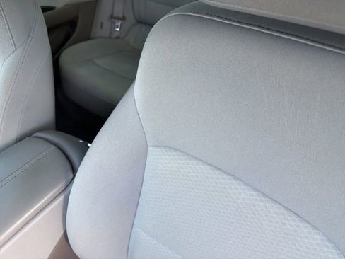 Used 2022 Chevrolet Malibu LT image 13