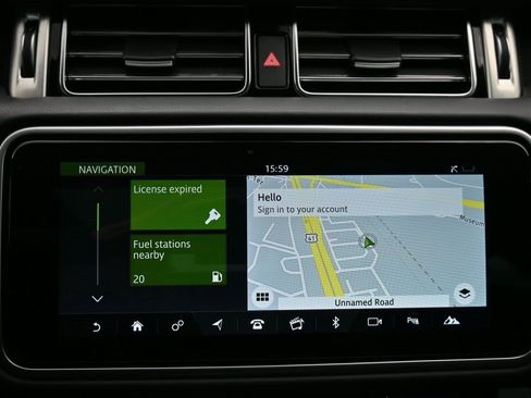 Used 2022 Land Rover Range Rover Westminster Edition image 14